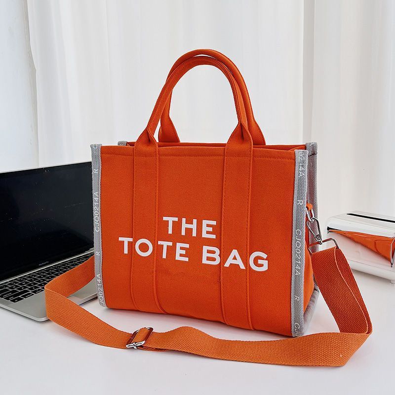 2022The Tote Bag High Quality Women Luxury Designer Bags Canvas Capacity Plain Handbags Practical Large Coin Purse jacquard large, Black
2022The Tote Bag High Quality Women Luxury Designer Bags Canvas Capacity Plain Handbags Practical Large Coin Purse jacquard large, Black