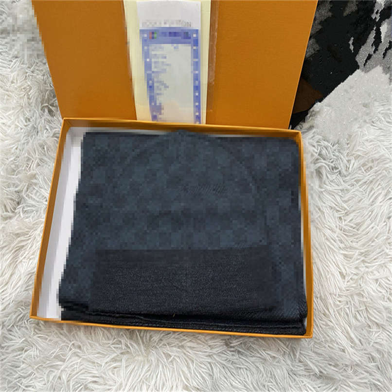 yyss classic Hats Scarves Sets Men Women Hat Scarf Sets Designers Warm Skull Cap New Knitted Beanie Fashion Accesso With BOX
yyss classic Hats Scarves Sets Men Women Hat Scarf Sets Designers Warm Skull Cap New Knitted Beanie Fashion Accesso With BOX