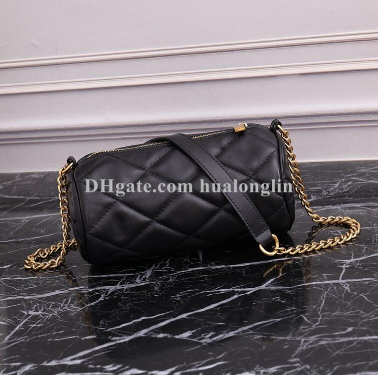 Woman Shoulder bag designer handbag purse clutch genuine leather fashion ladies girls checkers, 8018 black
Woman Shoulder bag designer handbag purse clutch genuine leather fashion ladies girls checkers, 8018 black