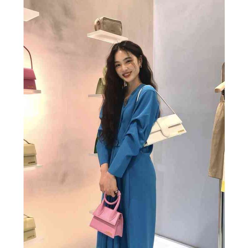 Designer luxury Women Bags Jacquemuity The Tote Bag JAC Wallet Shoulder Purse Crossbody Classic Leather Handbag Large Capacity 7A High Quality zhouzhoubao123 7CFM, No bag
Designer luxury Women Bags Jacquemuity The Tote Bag JAC Wallet Shoulder Purse Crossbody Classic Leather Handbag Large Capacity 7A High Quality zhouzhoubao123 7CFM, No bag