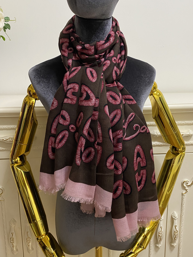Women's long scarf scarves cashmere material thin and soft print letters pattern size 185cm -100cm
Women's long scarf scarves cashmere material thin and soft print letters pattern size 185cm -100cm