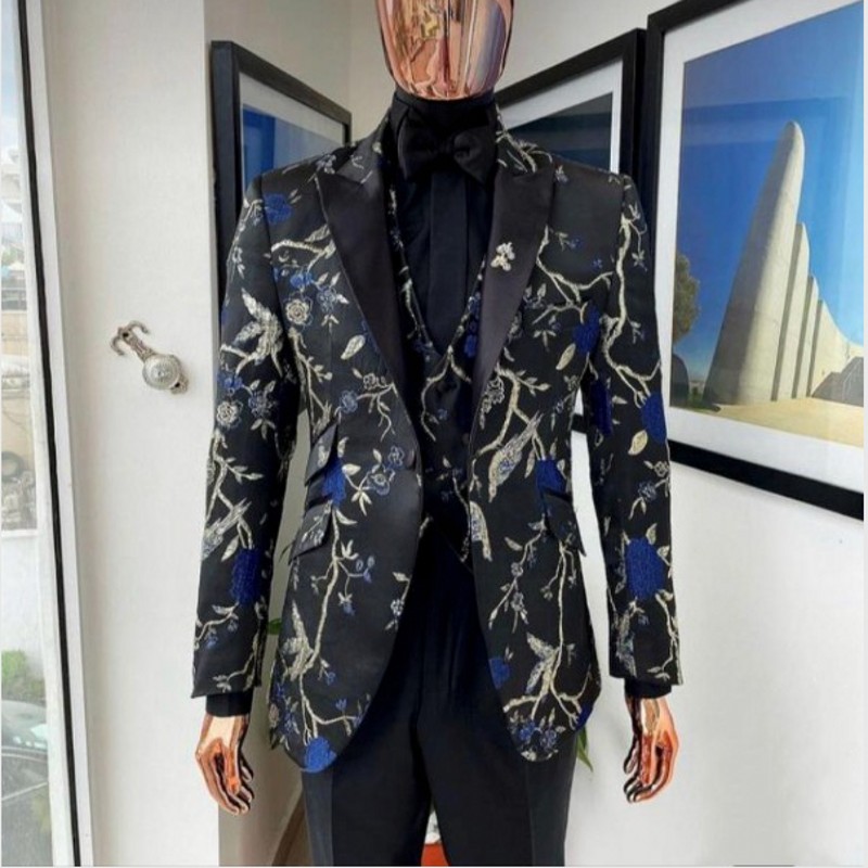Real Photo Groom Tuxedos Black Pattern Men Party Business Suits 3 Piece Prom Blazer Dress Customize W1499, Same as image
Real Photo Groom Tuxedos Black Pattern Men Party Business Suits 3 Piece Prom Blazer Dress Customize W1499, Same as image
