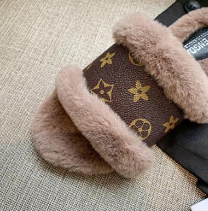 Faux Fur Home Slippers Fluffy Women Shoes Slides Comfort Furry Flat Sandals Female Cute lvsity Indoor Slippers for Woman Flip Flops fuzzy house shoe, Chocolate
Faux Fur Home Slippers Fluffy Women Shoes Slides Comfort Furry Flat Sandals Female Cute lvsity Indoor Slippers for Woman Flip Flops fuzzy house shoe, Chocolate