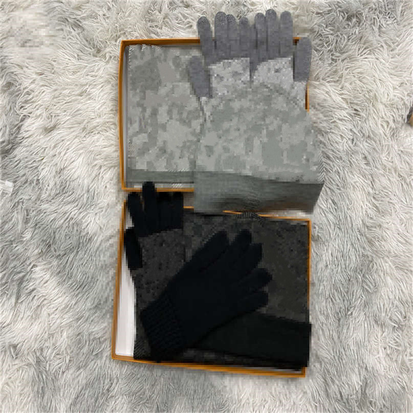 2022 shoes sandal bags Hats Scarves Gloves Sets Men Women Hat Scarf Sets Designers Warm Skull Cap New Knitted Beanie Fashion Accesso With BOX dunks
2022 shoes sandal bags Hats Scarves Gloves Sets Men Women Hat Scarf Sets Designers Warm Skull Cap New Knitted Beanie Fashion Accesso With BOX dunks
