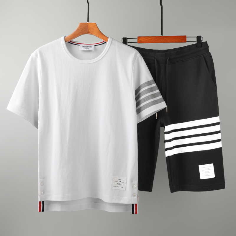 2022 Fashion Tb Thom Brand Men's T-shirts Men Women Slim Fit Short Sleeve Casual Clothing Solid Striped Summer O-neck Cotton Tees, Black
2022 Fashion Tb Thom Brand Men's T-shirts Men Women Slim Fit Short Sleeve Casual Clothing Solid Striped Summer O-neck Cotton Tees, Black