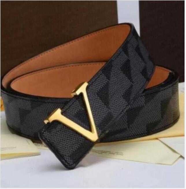 Belts Men's designer belt women's men's casual letter smooth V gold and silver buckle belt length size 90-125cm, Multi
Belts Men's designer belt women's men's casual letter smooth V gold and silver buckle belt length size 90-125cm, Multi