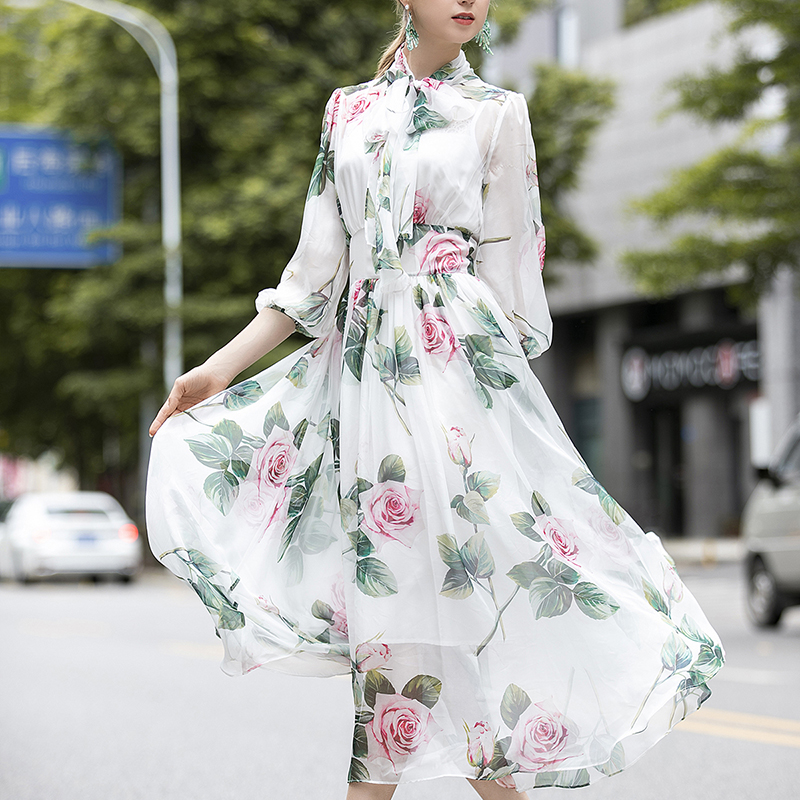 Spring and Summer New Elegant Long Dress Tiansi Rose Print Fairy Elegant Scarf Collar Quarter Sleeve Sunscreen Fitted Dress, White
Spring and Summer New Elegant Long Dress Tiansi Rose Print Fairy Elegant Scarf Collar Quarter Sleeve Sunscreen Fitted Dress, White