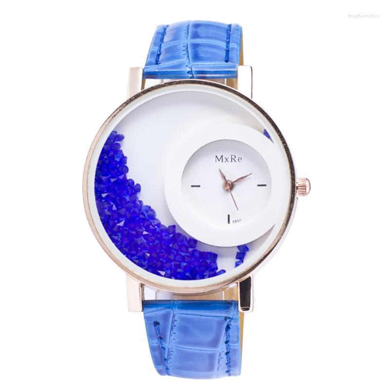Wristwatches Fashion PU Leather Strap Watches Applicable Occasions Holiday Gifts Wedding Rolling Rhinestone For Women Quartz WristwatchWrist, Red
Wristwatches Fashion PU Leather Strap Watches Applicable Occasions Holiday Gifts Wedding Rolling Rhinestone For Women Quartz WristwatchWrist, Red