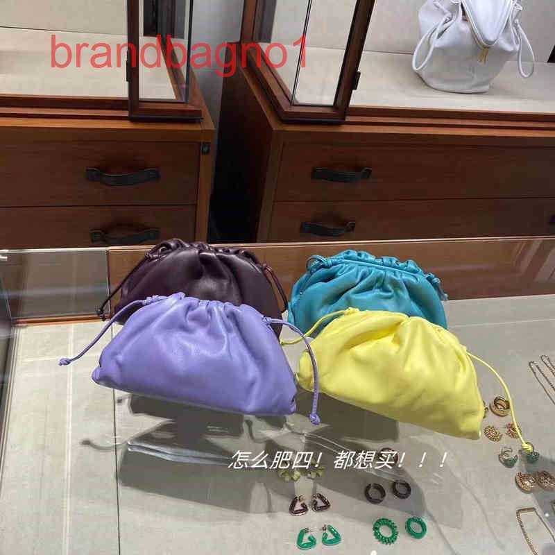 Bottegas Bags Venetas Designer Pouch Bag Luxury Women clutch Handbags g Mini Jodie Smooth Woven Pouch Hand Shoulder 25YC, Gypsum color
Bottegas Bags Venetas Designer Pouch Bag Luxury Women clutch Handbags g Mini Jodie Smooth Woven Pouch Hand Shoulder 25YC, Gypsum color