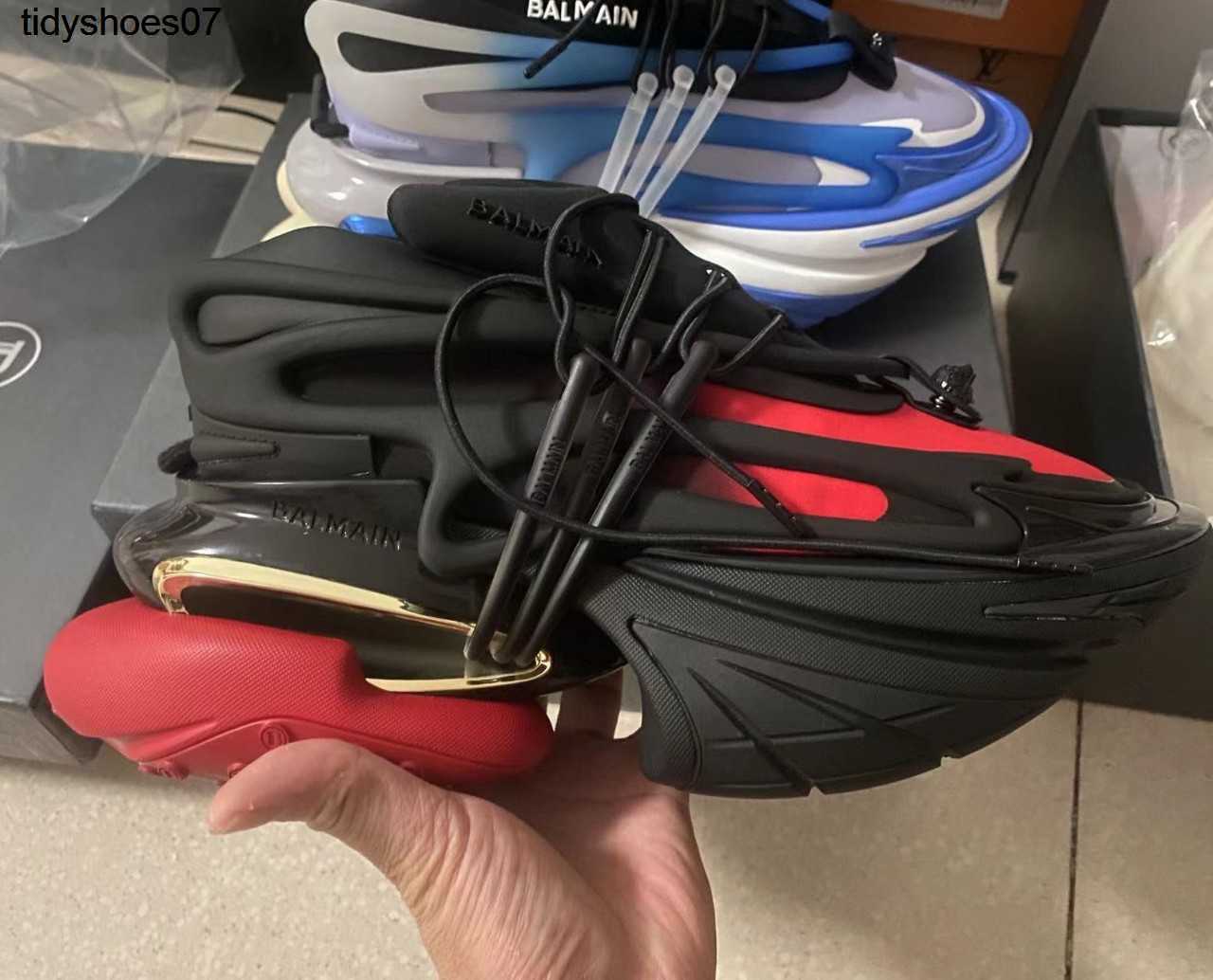 Top version 2022 new Balmas space shoes spaceship It sells well in America couple shoes shock absorption sports daddy shoes submarine, Black
Top version 2022 new Balmas space shoes spaceship It sells well in America couple shoes shock absorption sports daddy shoes submarine, Black