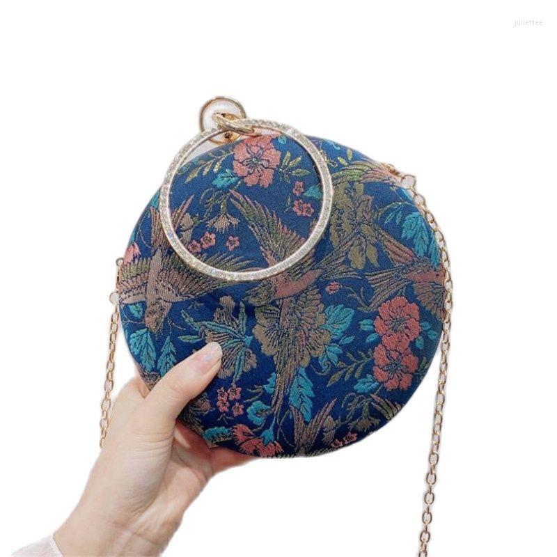 Evening Bags 2022 Round Shaped Printed Flowers Wedding Banquet Purse Mini Clutch Wallets Drop MN1554, Deep blue
Evening Bags 2022 Round Shaped Printed Flowers Wedding Banquet Purse Mini Clutch Wallets Drop MN1554, Deep blue