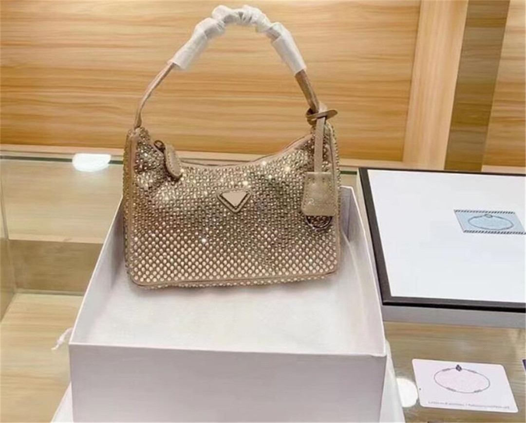 Evening Bags 2024 Diamond Women Shoulder Bag New Crystal Handbags Summer Fashion Underarm Purses Luxury Totes Classic Shiny Handbag Zipper Multicolo