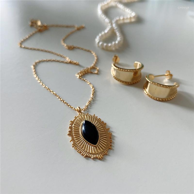 Pendants POFUNUO Real 925 Sterling Silver Simple Sun Flower Necklace Women Luxury Exquisite Black Onyx Pendant Sexy Gold Chokers
Pendants POFUNUO Real 925 Sterling Silver Simple Sun Flower Necklace Women Luxury Exquisite Black Onyx Pendant Sexy Gold Chokers