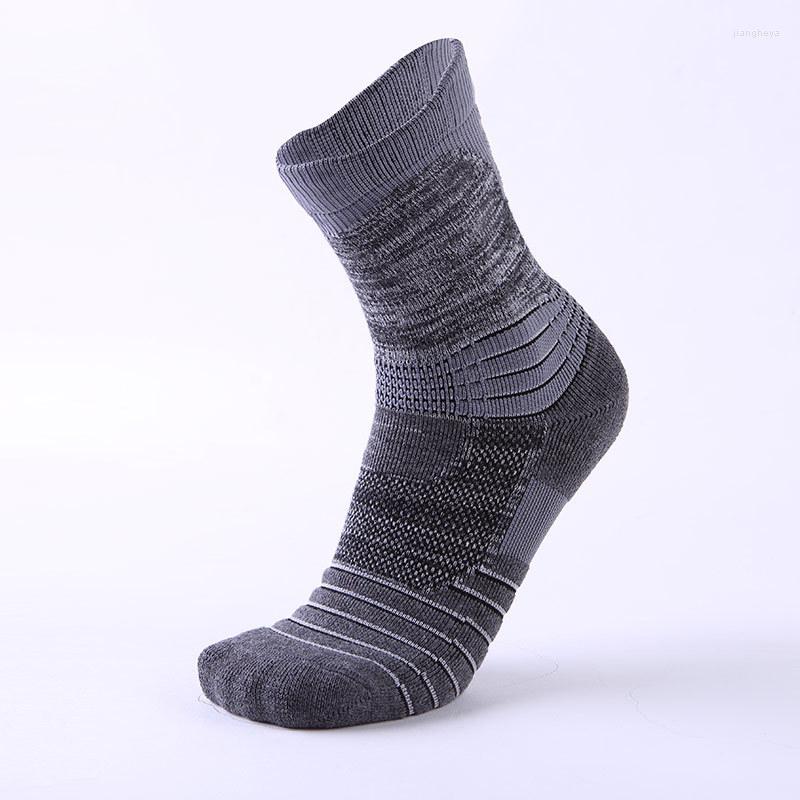 Sports Socks 3 Pairs Men's Running Cotton Wear-resisting Sock Fit For Basketball Walking Hiking Cycling Atheletic Wear, Black
Sports Socks 3 Pairs Men's Running Cotton Wear-resisting Sock Fit For Basketball Walking Hiking Cycling Atheletic Wear, Black