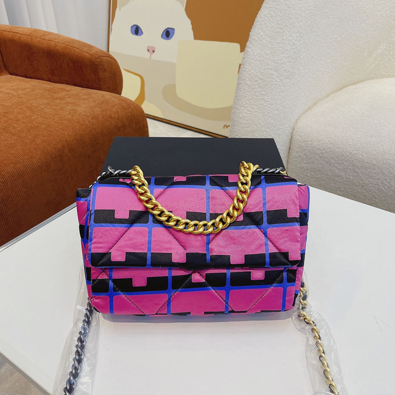 Fashion Women Medium 19 Designer Bags Multicoloured Printed Real Leather Classic Handbags Multi Pochette Key Pouch Portable Tote Bag Two-Tone Hardware Sacoche 25cm, Box 
Fashion Women Medium 19 Designer Bags Multicoloured Printed Real Leather Classic Handbags Multi Pochette Key Pouch Portable Tote Bag Two-Tone Hardware Sacoche 25cm, Box