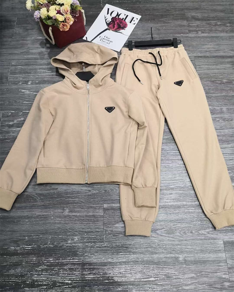 Women' Two Piece Pants New Style Pure Cotton David Suit Three Dimensional Silica Gel Letter Set Sportswear 6 color, #5
Women' Two Piece Pants New Style Pure Cotton David Suit Three Dimensional Silica Gel Letter Set Sportswear 6 color, #5