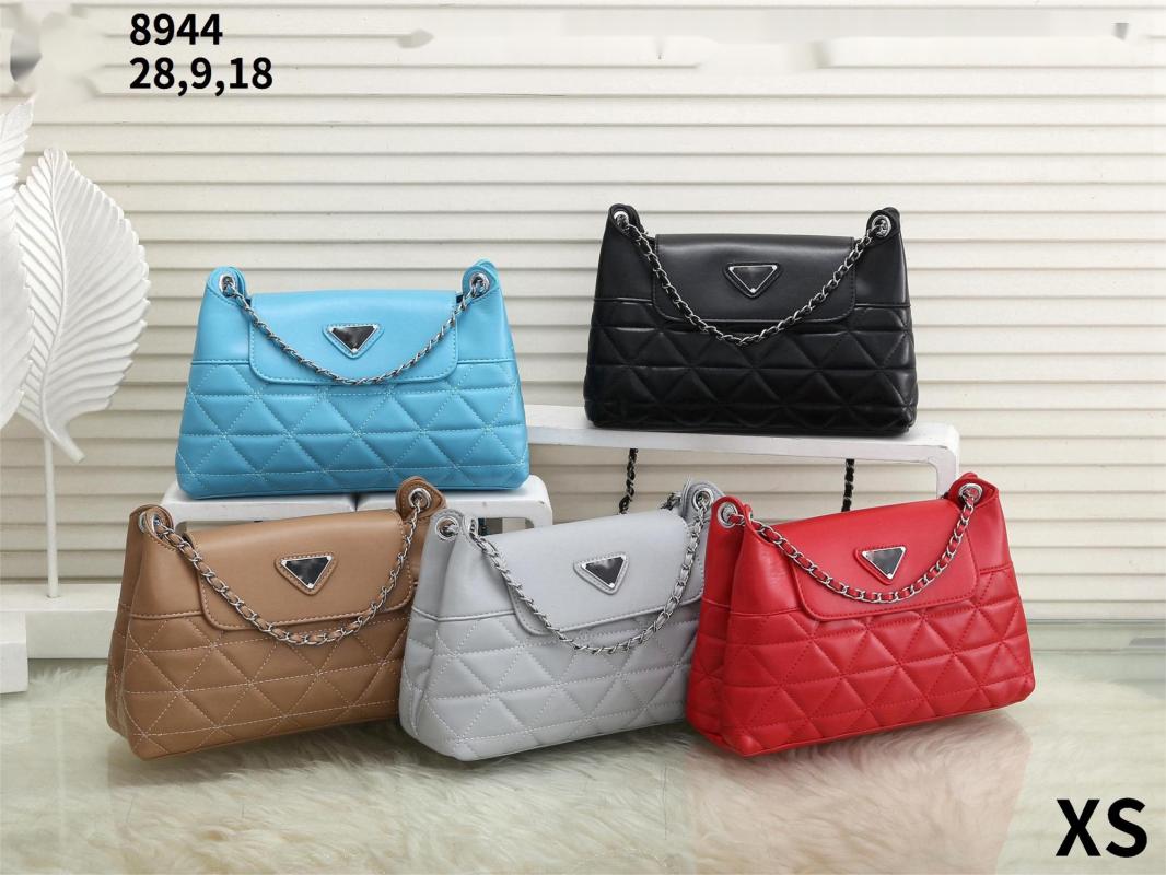 Women Bag luxury fashion bags brand wallet high-quality pu portable wandering messenger shoulder bag for ladies, Black
Women Bag luxury fashion bags brand wallet high-quality pu portable wandering messenger shoulder bag for ladies, Black