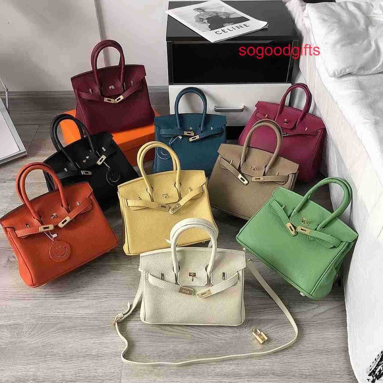 Designer Bags Herme Luxury Genuine Leather Women's Single Shoulder Handbags Bag female 2022 new fashion leather 25cm bag Portable Single Sho, White
Designer Bags Herme Luxury Genuine Leather Women's Single Shoulder Handbags Bag female 2022 new fashion leather 25cm bag Portable Single Sho, White