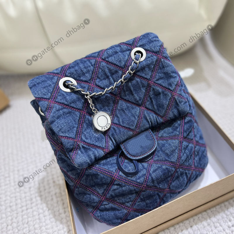 Vintage Denim Designer Backpack Luggage Bags Two-Tone Cowboy Silver Hardware Shoulder Crossbody Luxury Handbags Multi Pochette Portable Tote Bag Sacoche 23x27cm, Blue
Vintage Denim Designer Backpack Luggage Bags Two-Tone Cowboy Silver Hardware Shoulder Crossbody Luxury Handbags Multi Pochette Portable Tote Bag Sacoche 23x27cm, Blue