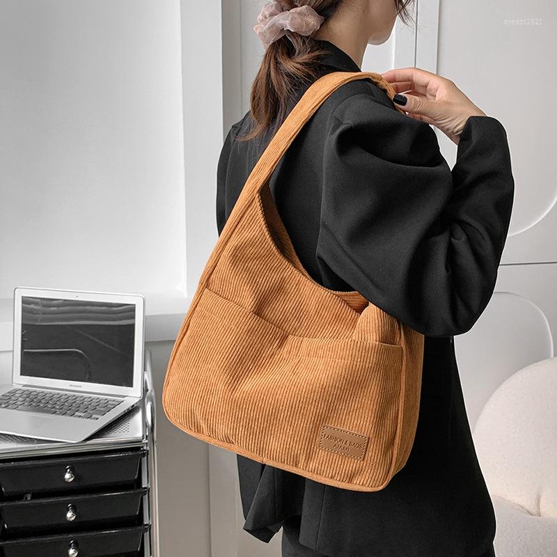 Evening Bags Female Corduroy Fabric Medium Size Under Arm Short Handle Pouch Bag Ita Winter 90s Fashion Y2k Textile Cloth Pocket Hand, Beige
Evening Bags Female Corduroy Fabric Medium Size Under Arm Short Handle Pouch Bag Ita Winter 90s Fashion Y2k Textile Cloth Pocket Hand, Beige
