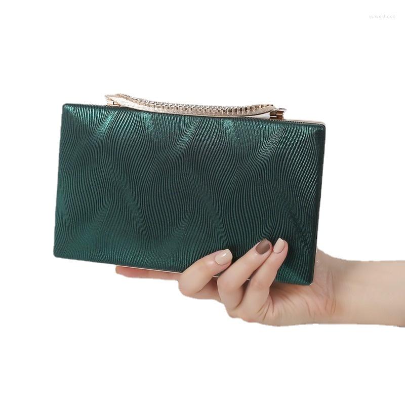 Evening Bags 2022 Dinner Bag Banquet Fashion Shoulder Clutch Dress All-Match Small Square Ladies Hand, Green
Evening Bags 2022 Dinner Bag Banquet Fashion Shoulder Clutch Dress All-Match Small Square Ladies Hand, Green