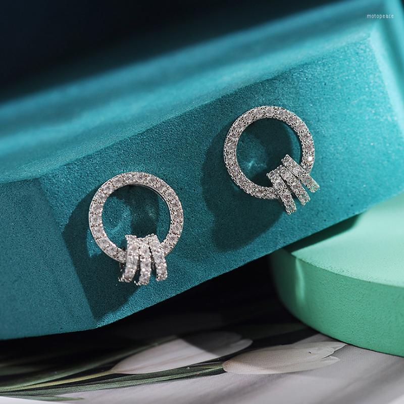 Stud Earrings Trendy Retro Geometric Circle For Women Fashion Simple Small Round Female CZ Crystal Party Jewelry Gift
Stud Earrings Trendy Retro Geometric Circle For Women Fashion Simple Small Round Female CZ Crystal Party Jewelry Gift