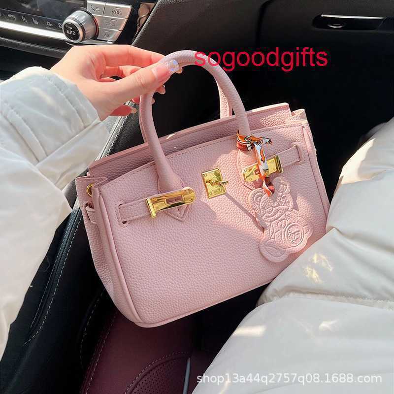 Designer Bags Herme Luxury Genuine Leather Women's Single Shoulder Handbags First layer cowhide litchi pattern Bag Mini 2022 new versatile p, White - 20cm gold buckle (platinum bag)
Designer Bags Herme Luxury Genuine Leather Women's Single Shoulder Handbags First layer cowhide litchi pattern Bag Mini 2022 new versatile p, White - 20cm gold buckle (platinum bag)