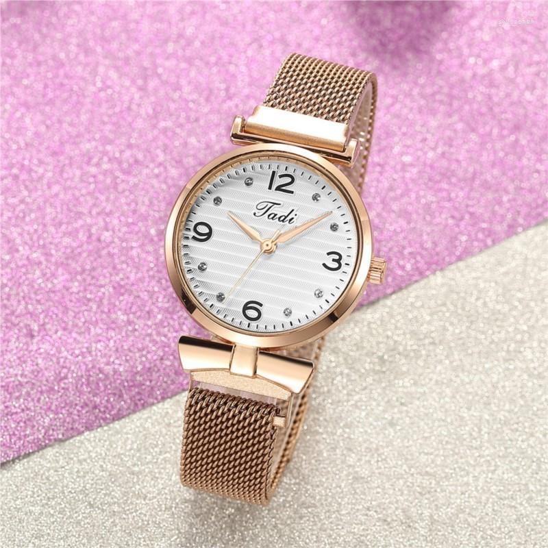 Wristwatches Ms Contracted Lazy People Watch Fashion Magnet Strap Diamond British Lady Bracelet Table, Red
Wristwatches Ms Contracted Lazy People Watch Fashion Magnet Strap Diamond British Lady Bracelet Table, Red