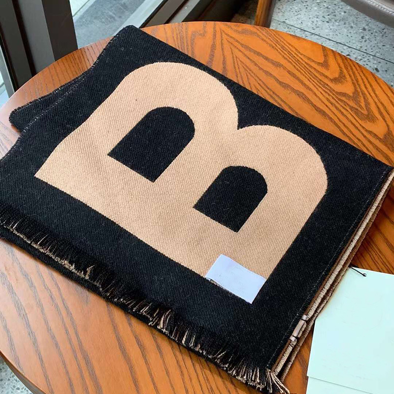 2022 Luxury Cashmere Women B Scarf Spring Winter Plaid Cappa Opera Cape Wraps Female Tippet Bandana Scarves Headscarf Foulard Mujer
2022 Luxury Cashmere Women B Scarf Spring Winter Plaid Cappa Opera Cape Wraps Female Tippet Bandana Scarves Headscarf Foulard Mujer