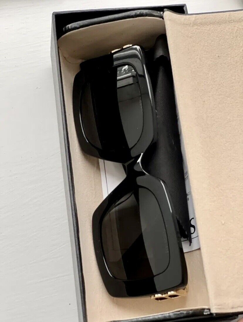 0096S 001 Black Rectangle Women's 51 mm Sunglasses Luxury womens Sunglasses Fashion Small Rectangle Logo Shade Retroen 2022 Brand Design Ladies b
0096S 001 Black Rectangle Women's 51 mm Sunglasses Luxury womens Sunglasses Fashion Small Rectangle Logo Shade Retroen 2022 Brand Design Ladies b