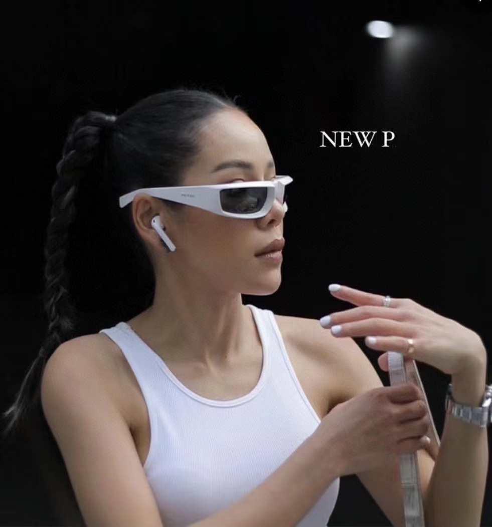 Top luxury Sunglasses Runway SPR25Y black 3D frame rectangular wrap sunglass designer womens Mens Eyewear For Women eyeglasses frame Vintage With Box
Top luxury Sunglasses Runway SPR25Y black 3D frame rectangular wrap sunglass designer womens Mens Eyewear For Women eyeglasses frame Vintage With Box