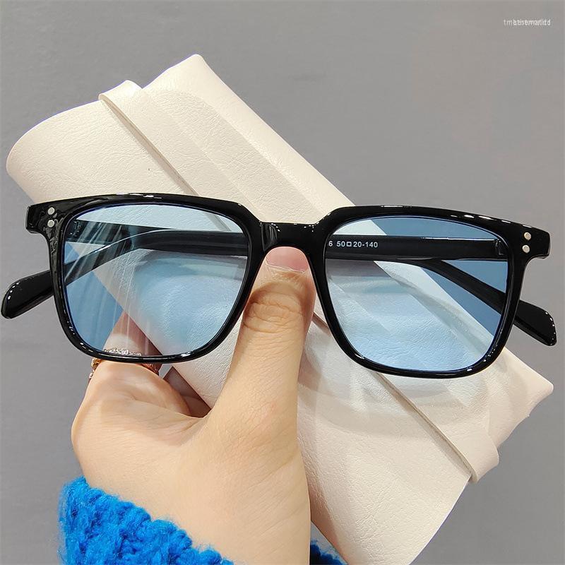 Sunglasses Fashion Small Frame Women Ocean Lens Vintage Designer Men Sun Glasses Square Shadows Eyewear UV400SunglassesSunglasses
Sunglasses Fashion Small Frame Women Ocean Lens Vintage Designer Men Sun Glasses Square Shadows Eyewear UV400SunglassesSunglasses