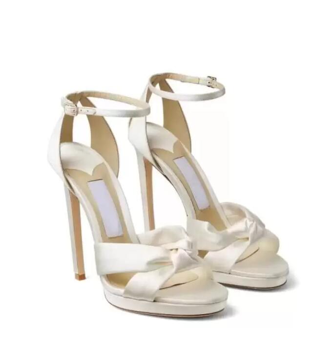 Summer Brand Sandals Leather Satin Concentric Knot High Heel Shoes Elegant Women's Fashion Wedding Dress Evening Dress Party
Summer Brand Sandals Leather Satin Concentric Knot High Heel Shoes Elegant Women's Fashion Wedding Dress Evening Dress Party