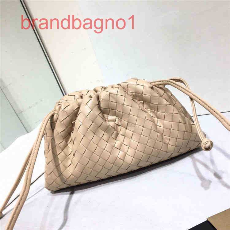 Bottegas Bags Venetas Designer Pouch Bag Luxury Women clutch Handbags shion One Shoulder Messenger Small Cloud 4TAB
Bottegas Bags Venetas Designer Pouch Bag Luxury Women clutch Handbags shion One Shoulder Messenger Small Cloud 4TAB