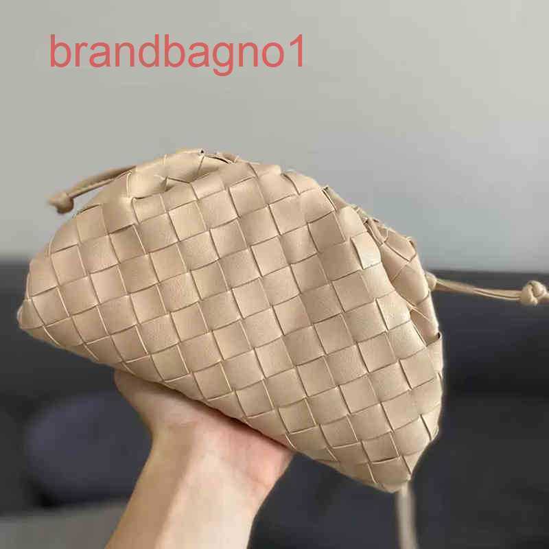 Bottegas Bags Venetas Designer Pouch Bag Luxury Women clutch Handbags Genuine Leather Soft Clutch for Women wit 2HP4, Nude
Bottegas Bags Venetas Designer Pouch Bag Luxury Women clutch Handbags Genuine Leather Soft Clutch for Women wit 2HP4, Nude
