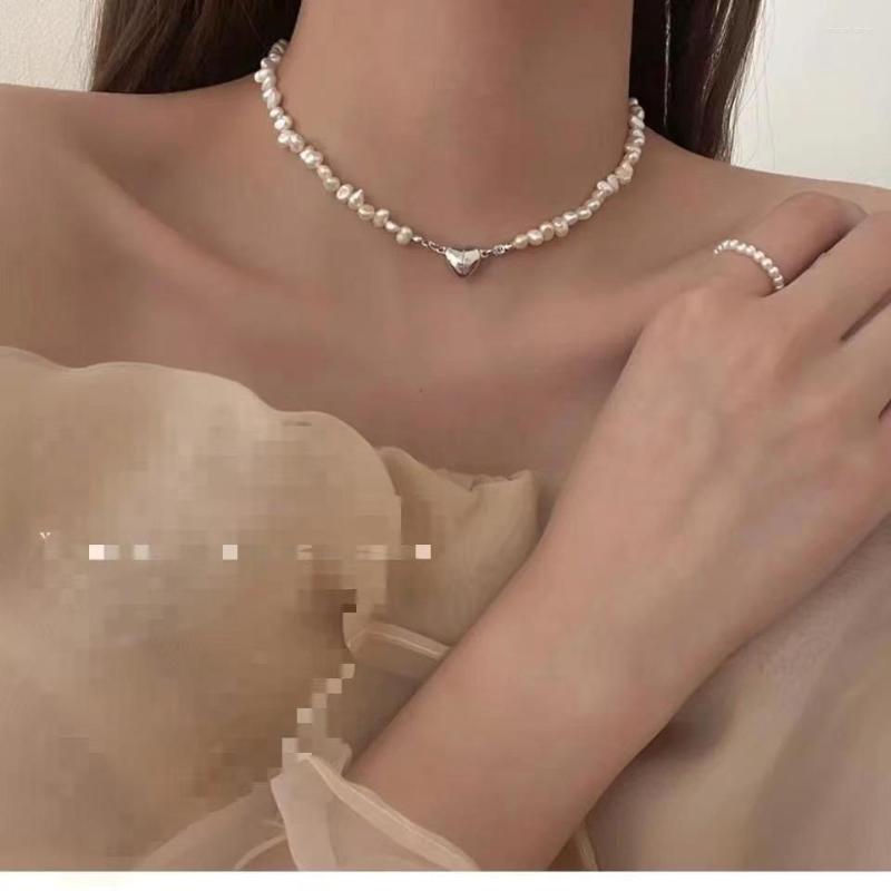 Choker Magnet Buckle Baroque Pearl Necklace Vintage Irregular Imitation Heart Senior Jewelry Female Birthday Gifts
Choker Magnet Buckle Baroque Pearl Necklace Vintage Irregular Imitation Heart Senior Jewelry Female Birthday Gifts