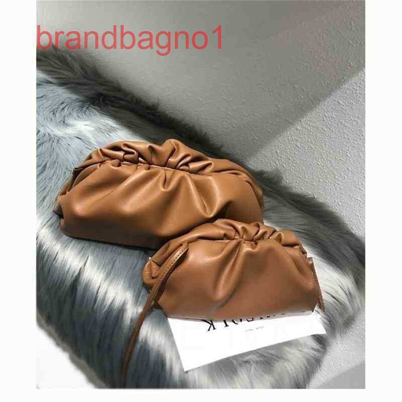 Bottegas Bags Venetas Designer Pouch Bag Luxury Women clutch Handbags r Messenger Little Ck Ashigo Same Style Dumpl H27C, Olive small high-end customization
Bottegas Bags Venetas Designer Pouch Bag Luxury Women clutch Handbags r Messenger Little Ck Ashigo Same Style Dumpl H27C, Olive small high-end customization
