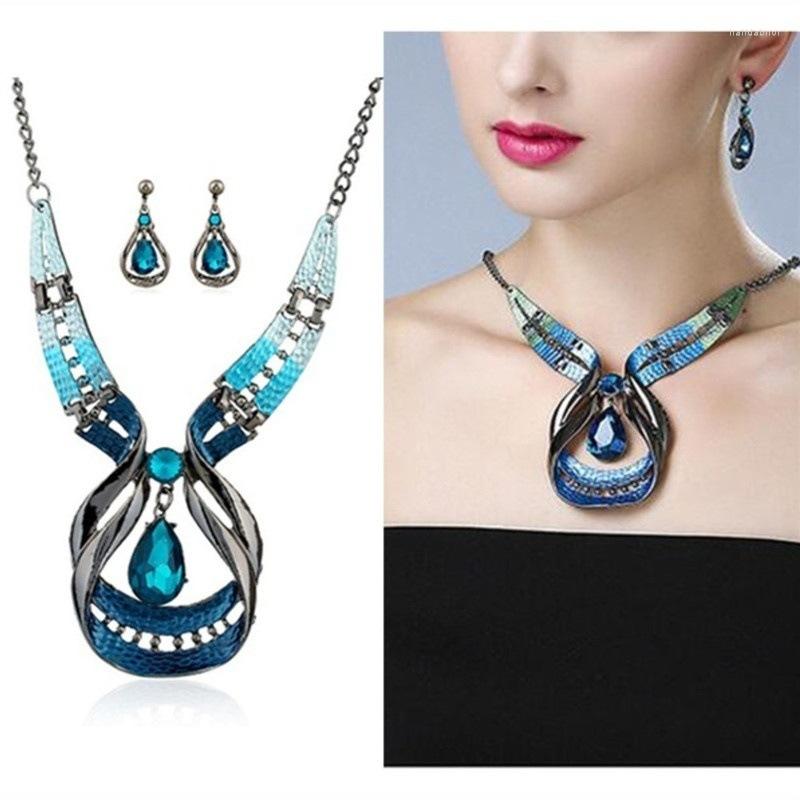 Necklace Earrings Set Fashion Zircon Jewelry Woman Retro Simple Exaggerated Bling Mosaic Accessories, Picture shown
Necklace Earrings Set Fashion Zircon Jewelry Woman Retro Simple Exaggerated Bling Mosaic Accessories, Picture shown
