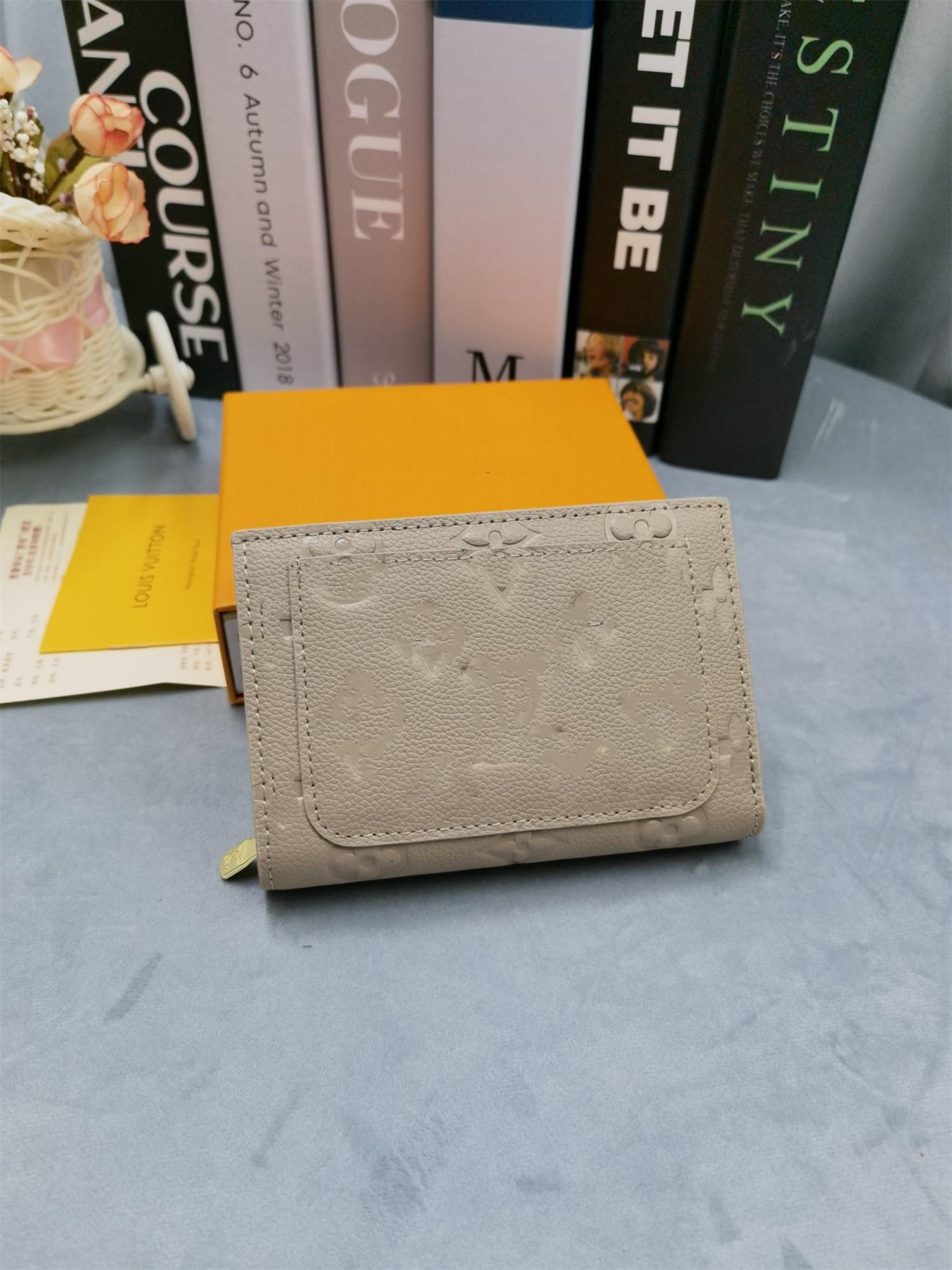 2022 Designers Mini Wallets Women's Wallet Zipper Bag Female Designer Wallet Purse Fashion Card Holder Pocket Short Women Bag, Black+box
2022 Designers Mini Wallets Women's Wallet Zipper Bag Female Designer Wallet Purse Fashion Card Holder Pocket Short Women Bag, Black+box