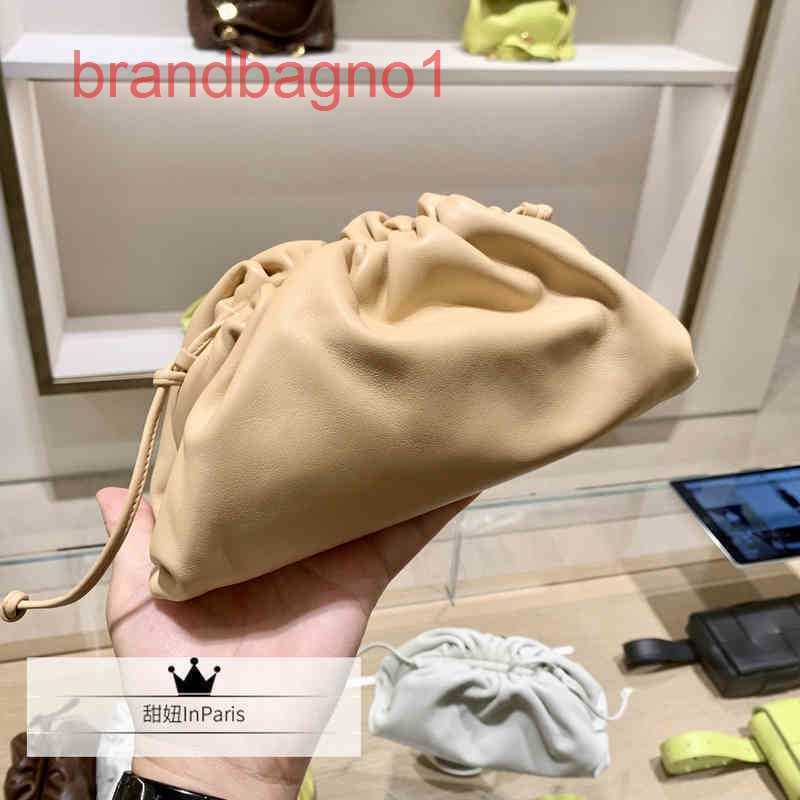Bottegas Bags Venetas Designer Pouch Bag Luxury Women clutch Handbags g Wrinkled Dumpling One Shoulder PC0I KPYI, Figure 5
Bottegas Bags Venetas Designer Pouch Bag Luxury Women clutch Handbags g Wrinkled Dumpling One Shoulder PC0I KPYI, Figure 5