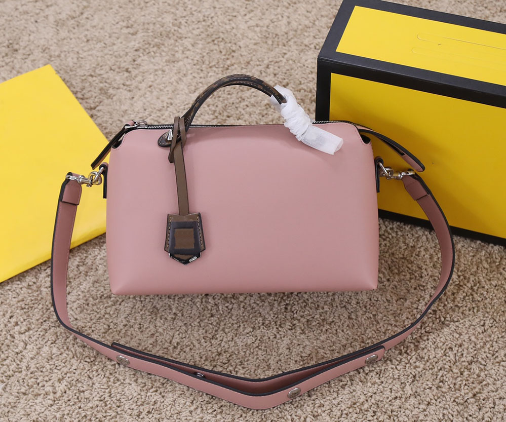 Real leather THE WAY REGULAR bags 28cm HX F8876 Fashion women crossbody purse travel shoulder handbag, Box-need pay extra cost
Real leather THE WAY REGULAR bags 28cm HX F8876 Fashion women crossbody purse travel shoulder handbag, Box-need pay extra cost