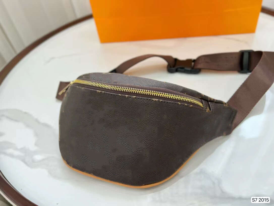 Evening Bags Luxury Designer bag Waist belt women classic Cross Body Shoulder Bags men Temperament Bum bag Fanny girl chest Package, Brown
Evening Bags Luxury Designer bag Waist belt women classic Cross Body Shoulder Bags men Temperament Bum bag Fanny girl chest Package, Brown