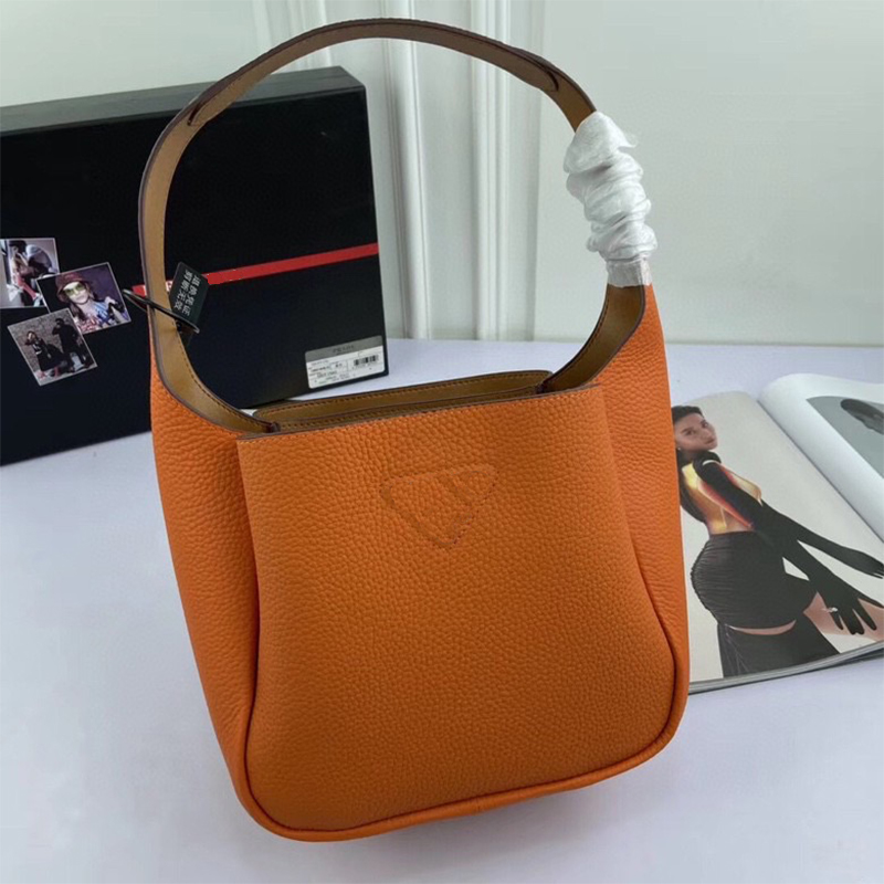 Fashion Shoulder Bags barrel Messenger Bags for Women Large-capacity Vegetable Basket Handbag Simple Casual Designer female Crossbody Purse Shopping Wall, Contact me
Fashion Shoulder Bags barrel Messenger Bags for Women Large-capacity Vegetable Basket Handbag Simple Casual Designer female Crossbody Purse Shopping Wall, Contact me