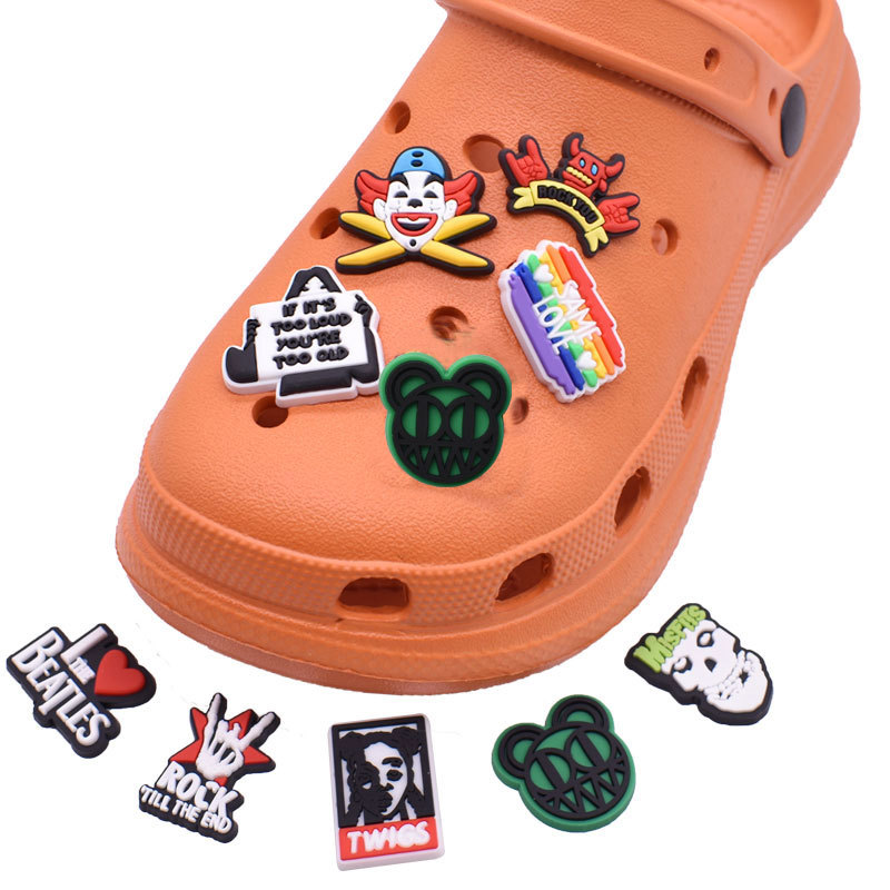 Anime Halloween horror killer Misfits Joker The Nightmare Before Christmas cartoon charms shoe accessories pvc decoration buckle soft rubber clog charms, Equally mixed colors
Anime Halloween horror killer Misfits Joker The Nightmare Before Christmas cartoon charms shoe accessories pvc decoration buckle soft rubber clog charms, Equally mixed colors