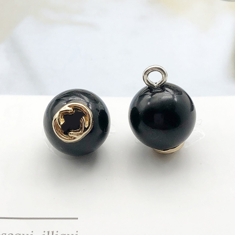 Round Pearl Diy Sewing Button Black White Special Design Letter Buttons for Shirt Sweater Coat
Round Pearl Diy Sewing Button Black White Special Design Letter Buttons for Shirt Sweater Coat