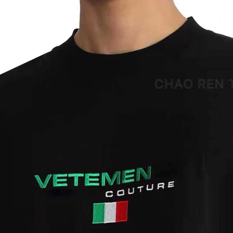 22ss Mens t Shirt Vetemen Letter Embroidery Short Sleeve Tshirt Man Sweatshirt Designer T-shirt Women Loose Oversize Round Neck Pullover Top, White
22ss Mens t Shirt Vetemen Letter Embroidery Short Sleeve Tshirt Man Sweatshirt Designer T-shirt Women Loose Oversize Round Neck Pullover Top, White