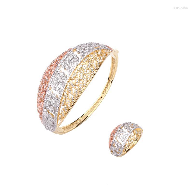Bangle Fashion Classic African Large Multicolor Copper Zircon Bracelet With Ring Women's Wedding Jewelry B1130Bangle
Bangle Fashion Classic African Large Multicolor Copper Zircon Bracelet With Ring Women's Wedding Jewelry B1130Bangle