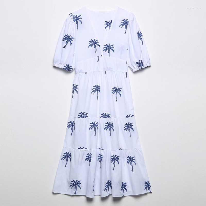 Party Dresses Women's 2022 Fashion Embroidered V-Neck Short Sleeve Long Dress Casual Retro Female Chic Vestidos MujerParty, White
Party Dresses Women's 2022 Fashion Embroidered V-Neck Short Sleeve Long Dress Casual Retro Female Chic Vestidos MujerParty, White