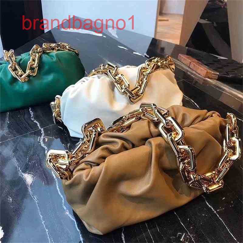 Bottegas Bags Venetas Designer Pouch Bag Luxury Women clutch Handbags n Cloud Soft Waxy Wrinkled Dumpling Portable 11CM, Orange
Bottegas Bags Venetas Designer Pouch Bag Luxury Women clutch Handbags n Cloud Soft Waxy Wrinkled Dumpling Portable 11CM, Orange