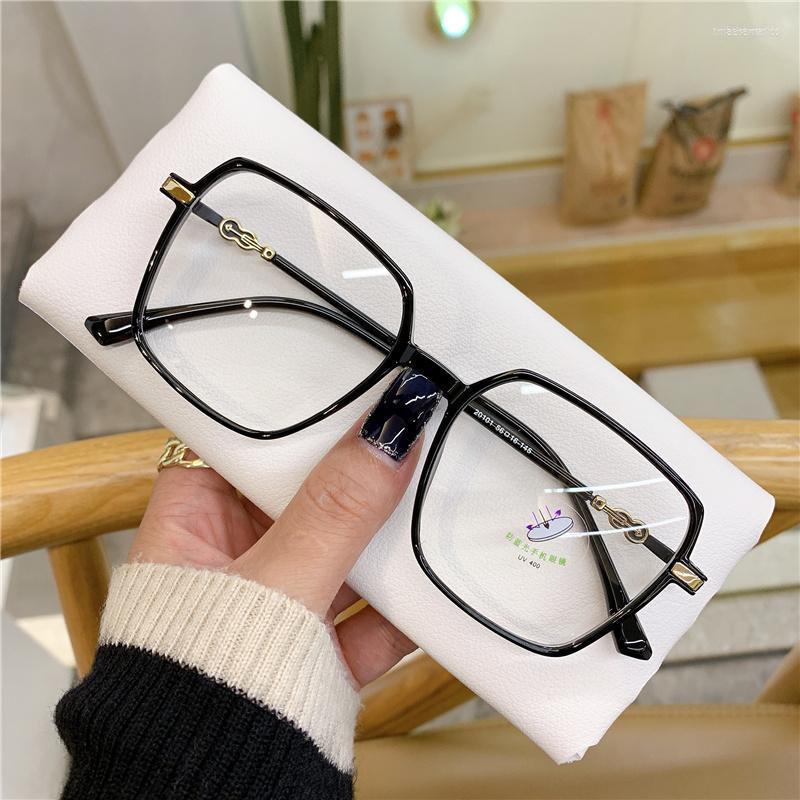 Sunglasses Anti-blue Light Eyeglasses Men/Women Matte Metal Frame Eyewear Fashion Optical Glasses Blocking Computer Read EyeglassesSunglasse
Sunglasses Anti-blue Light Eyeglasses Men/Women Matte Metal Frame Eyewear Fashion Optical Glasses Blocking Computer Read EyeglassesSunglasse